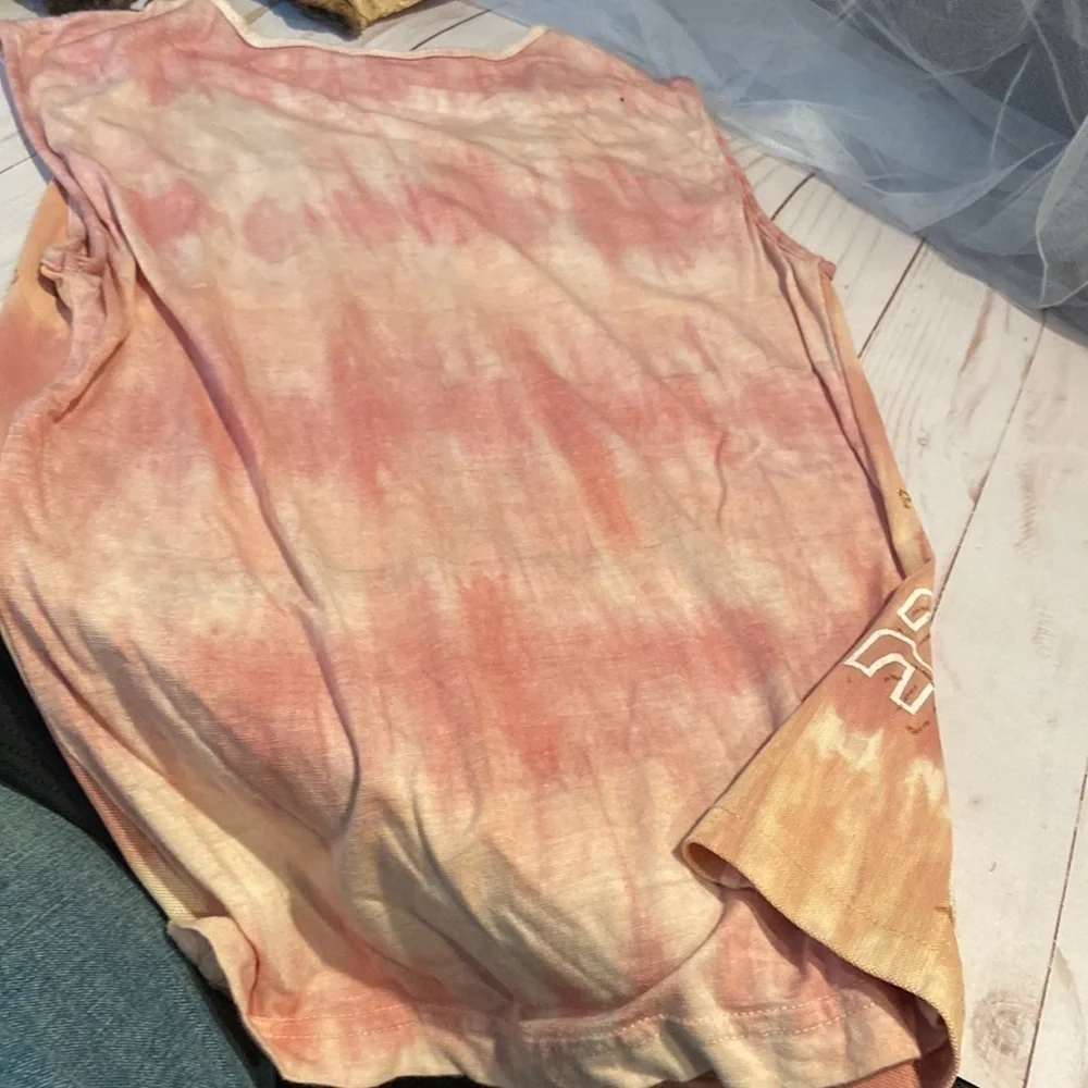 Chaundry sports pink tank top - Picture 4 of 6